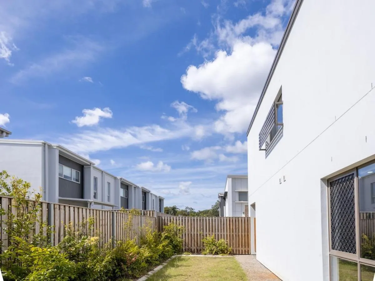Brand New 4Beds Home Minutes From M1 And Local Shops Rochedale Australia